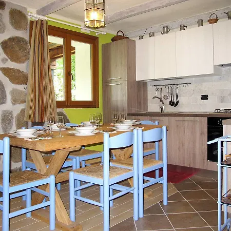 Locazione Turistica Casa Uni Ca Apartment Colico